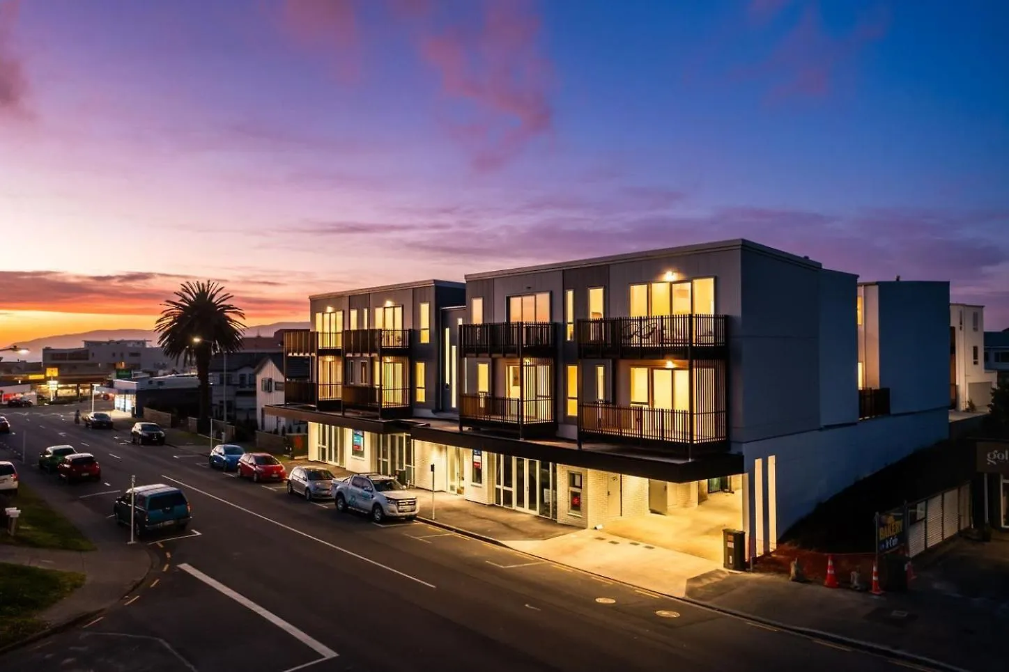 Modern 3Bdr 2Bath Apartment Beach Golf Shops Relax Paraparaumu